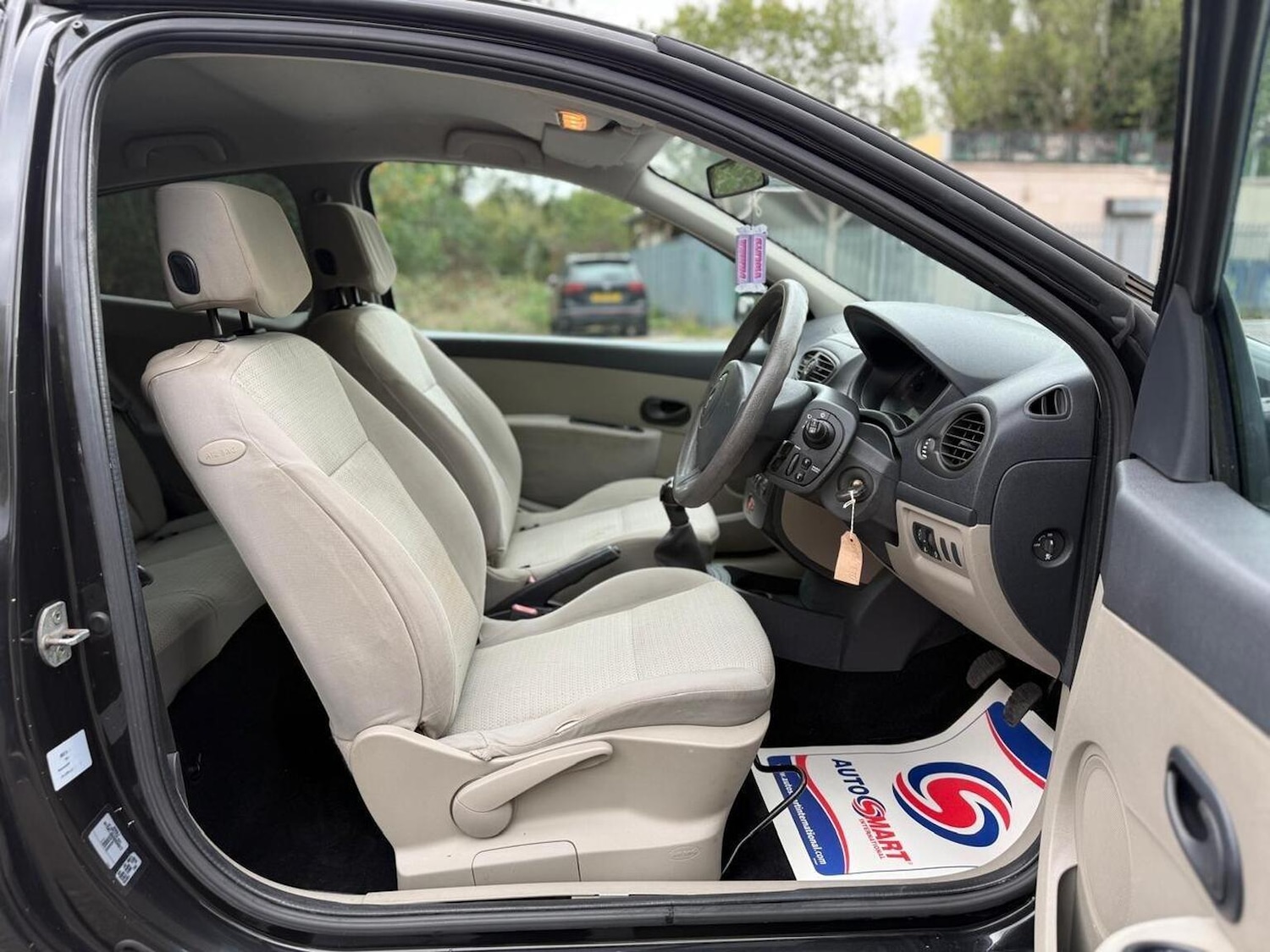 Used Renault Clio 2006 for sale - 76158415: Photo 22