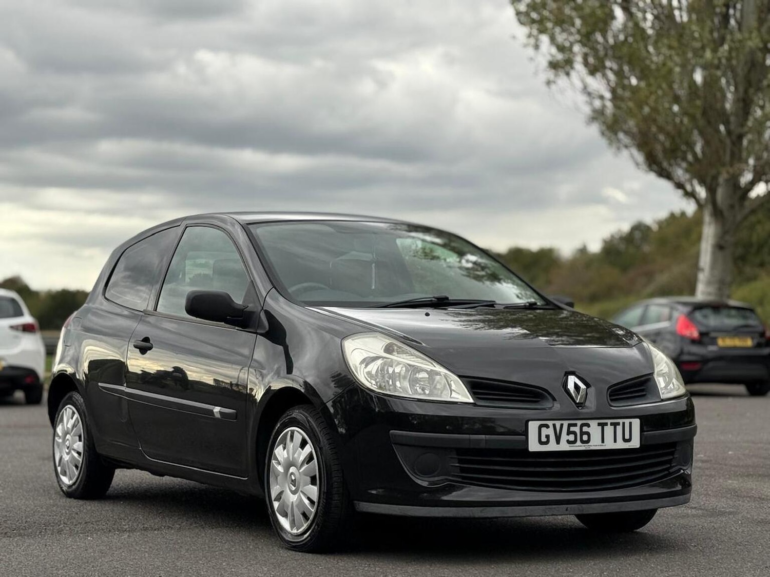 Used Renault Clio 2006 for sale - 76158415: Photo 5