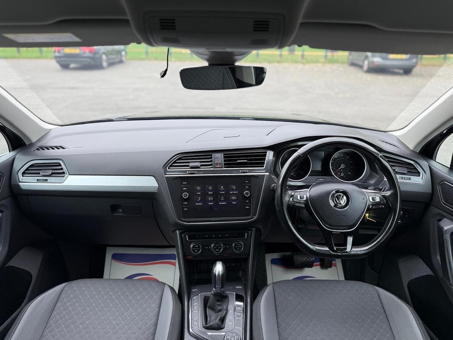 Used Volkswagen Tiguan 2018 for sale - 76317444: Photo 2