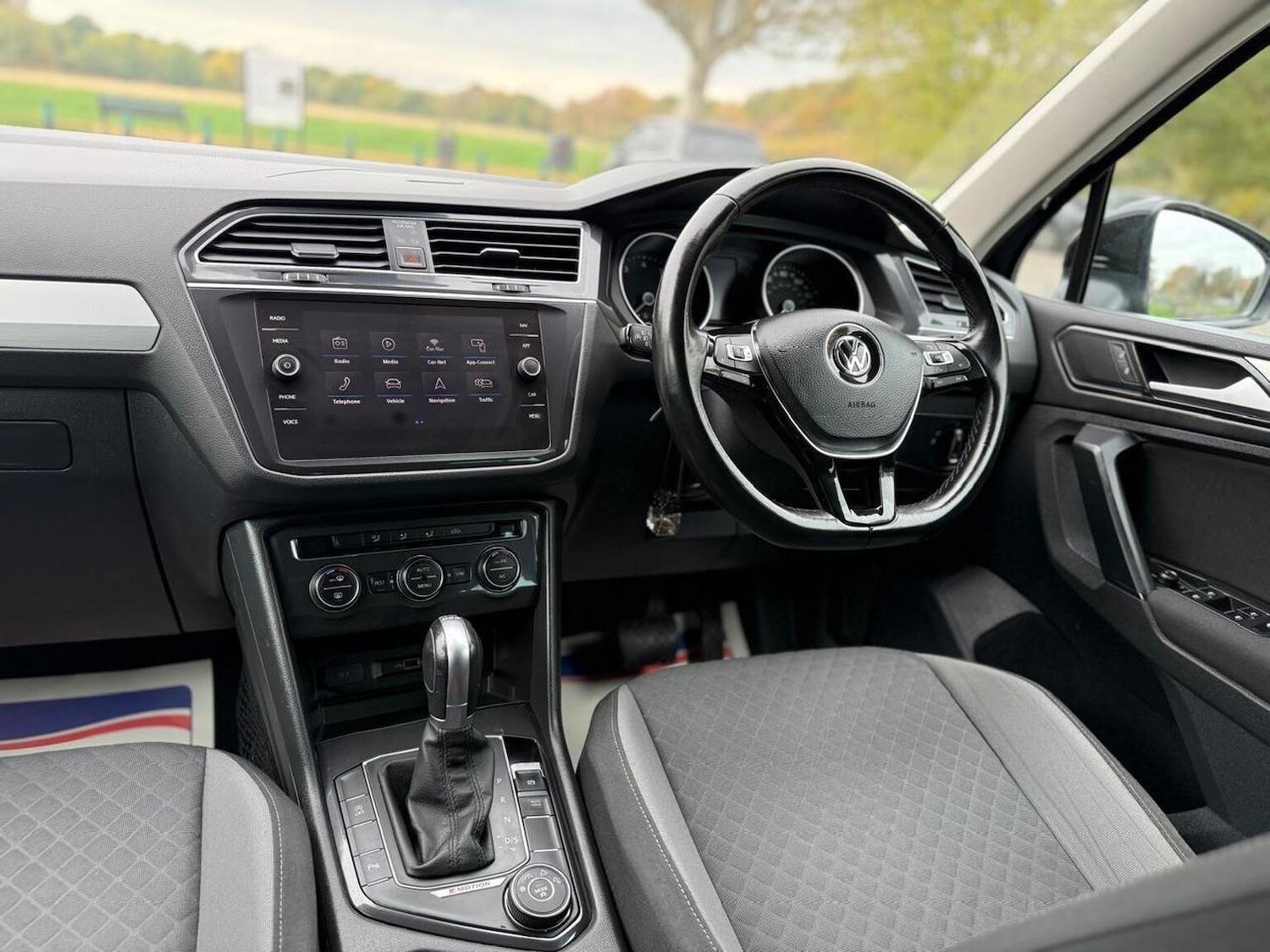 Used Volkswagen Tiguan 2018 for sale - 76317444: Photo 25