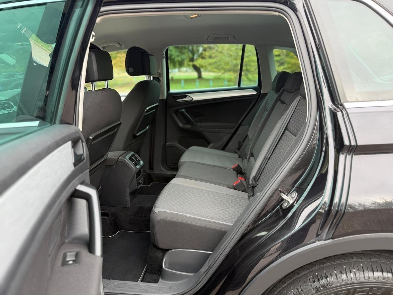 Used Volkswagen Tiguan 2018 for sale - 76317444: Photo 37