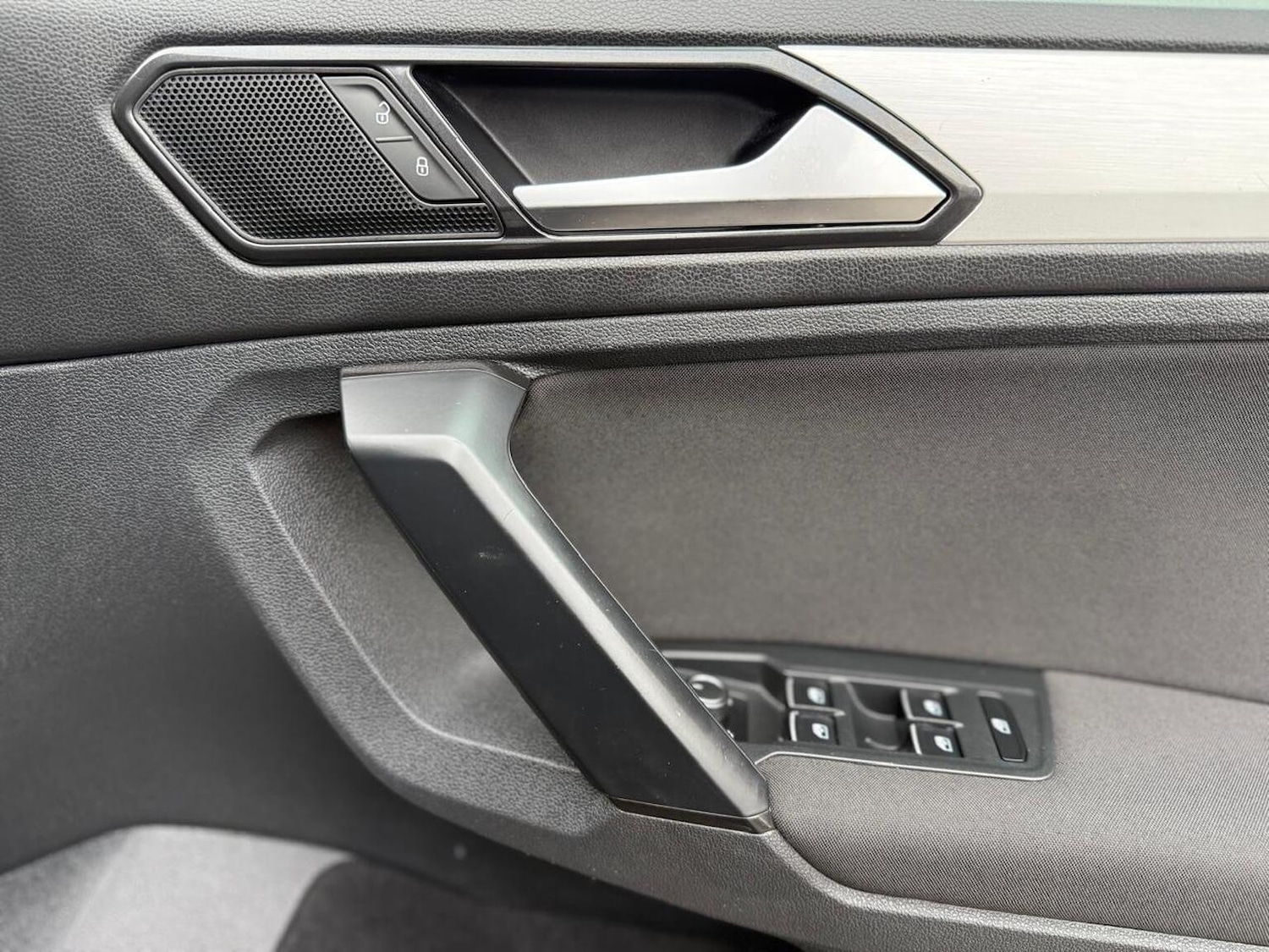 Used Volkswagen Tiguan 2018 for sale - 76317444: Photo 39