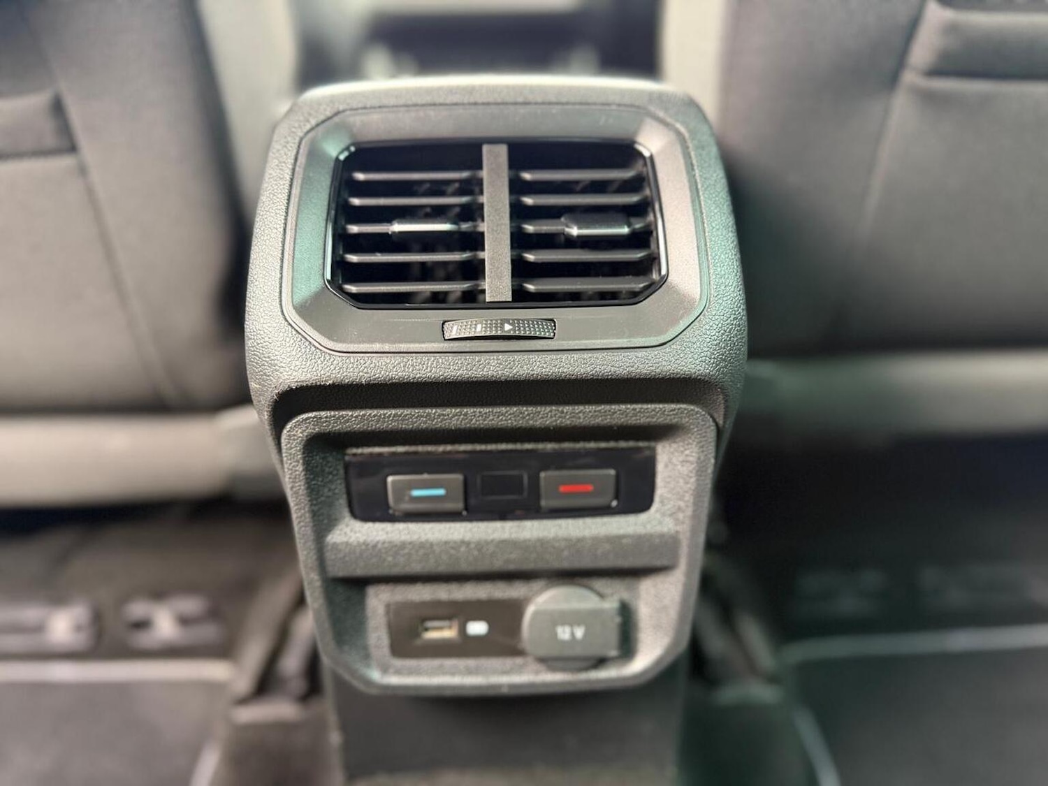 Used Volkswagen Tiguan 2018 for sale - 76317444: Photo 40