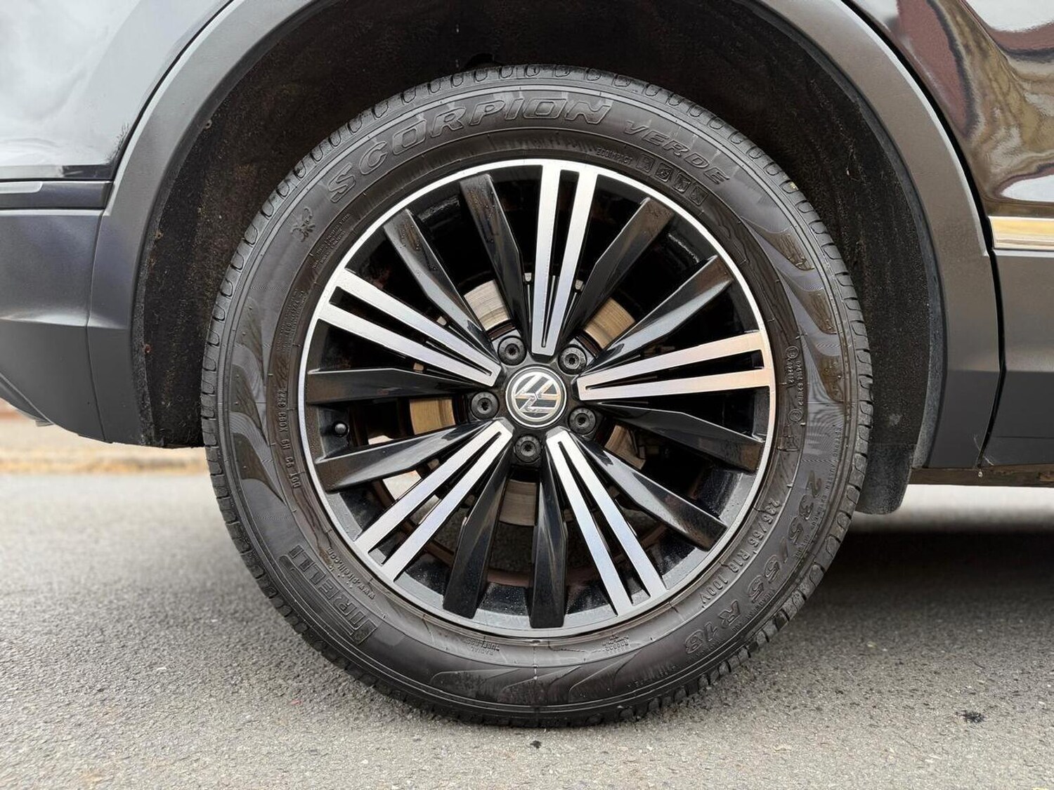 Used Volkswagen Tiguan 2018 for sale - 76317444: Photo 49