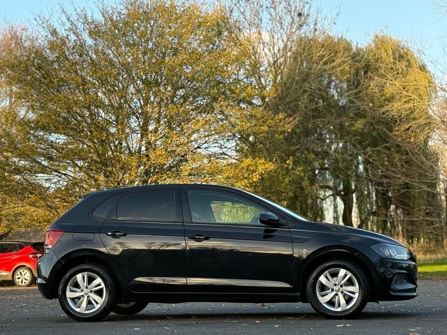Used Volkswagen Polo 2019 for sale - 76605896: Photo 10
