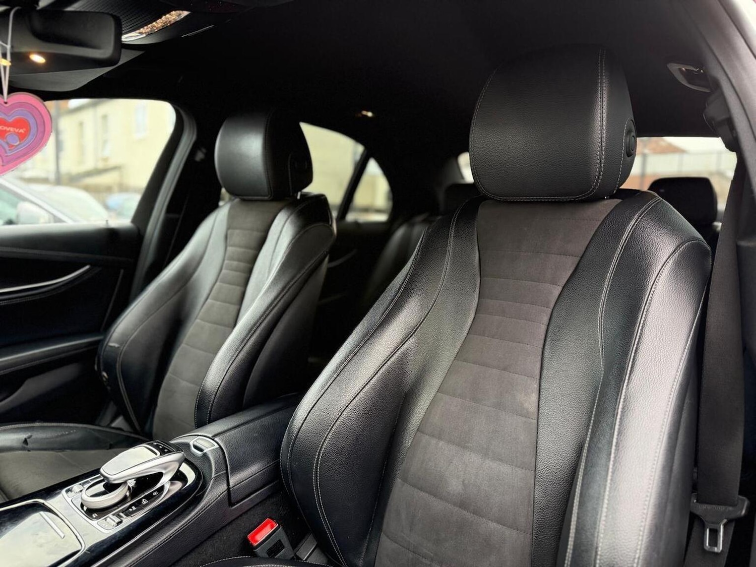 Used Mercedes-Benz E Class 2016 for sale - 76596585: Photo 31