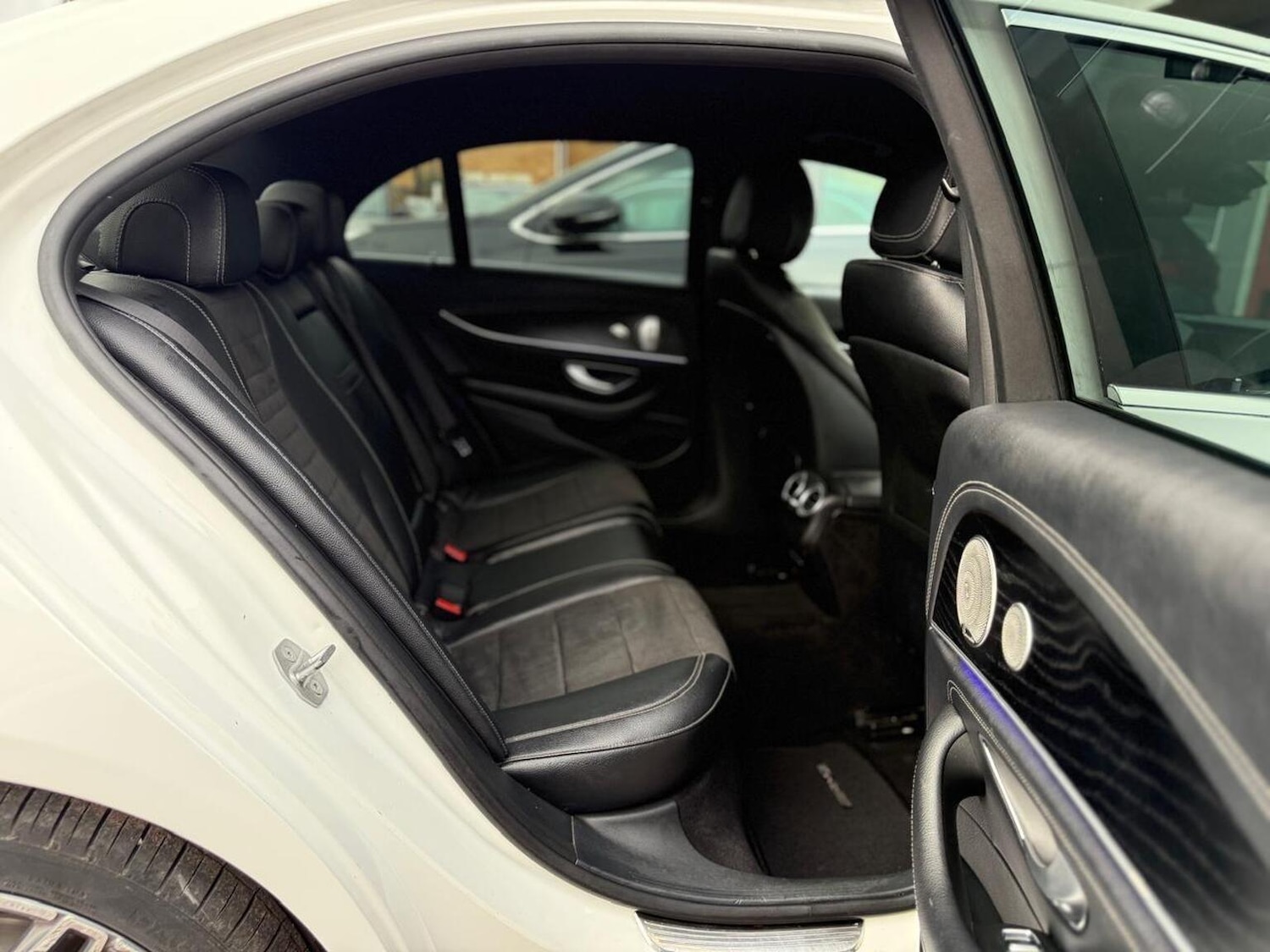 Used Mercedes-Benz E Class 2016 for sale - 76596585: Photo 32