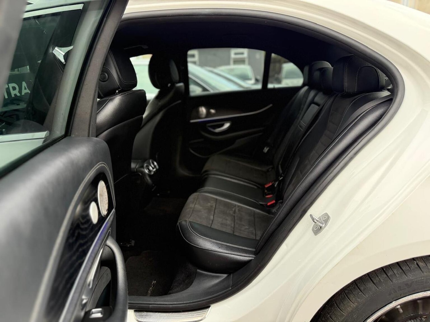 Used Mercedes-Benz E Class 2016 for sale - 76596585: Photo 33