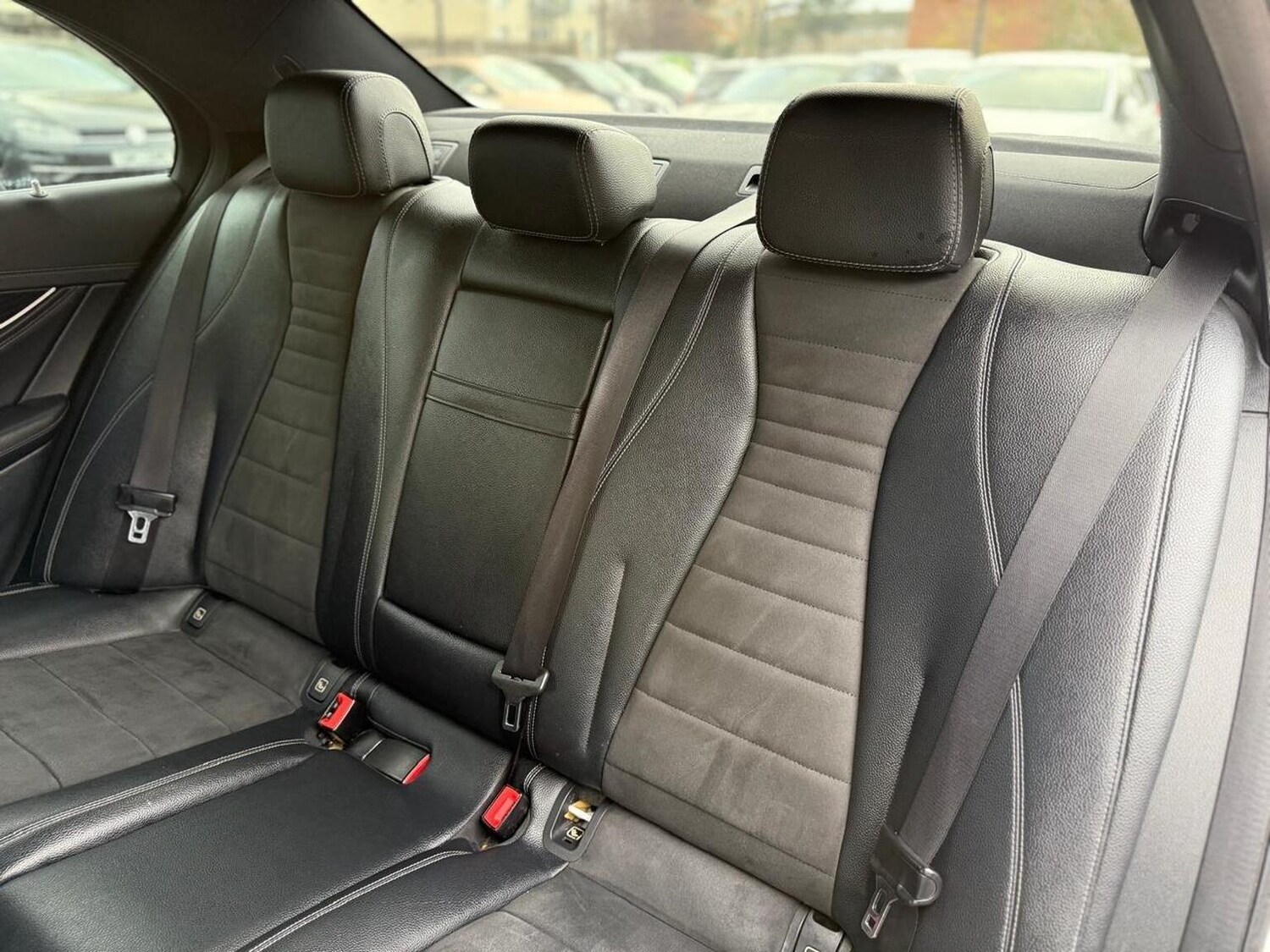 Used Mercedes-Benz E Class 2016 for sale - 76596585: Photo 35