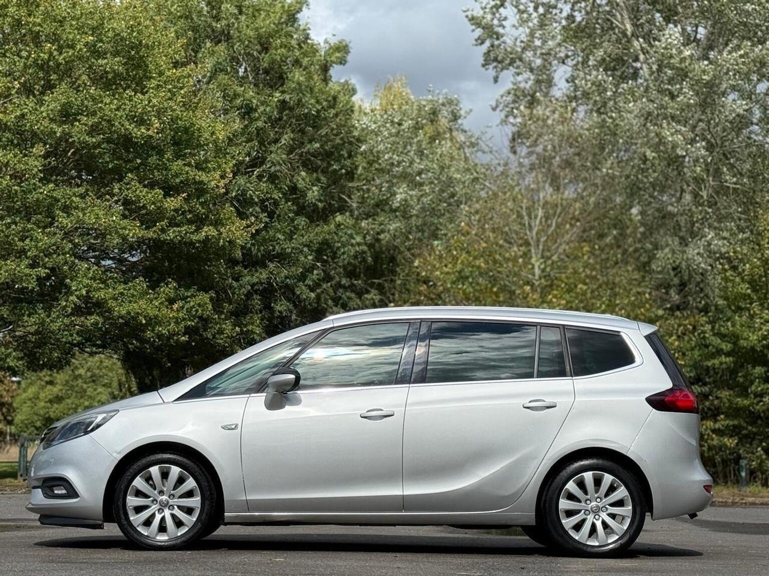 Used Vauxhall Zafira Tourer 2016 for sale - 76158427: Photo 10