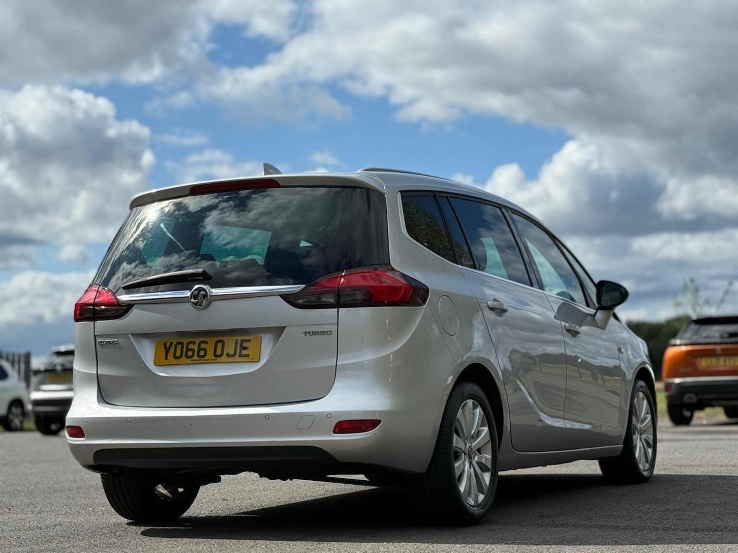 Used Vauxhall Zafira Tourer 2016 for sale - 76158427: Photo 16