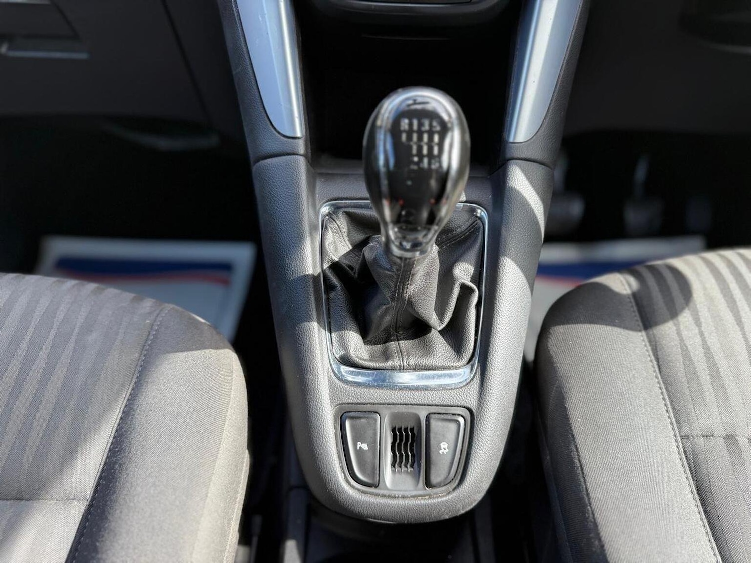 Used Vauxhall Zafira Tourer 2016 for sale - 76158427: Photo 22