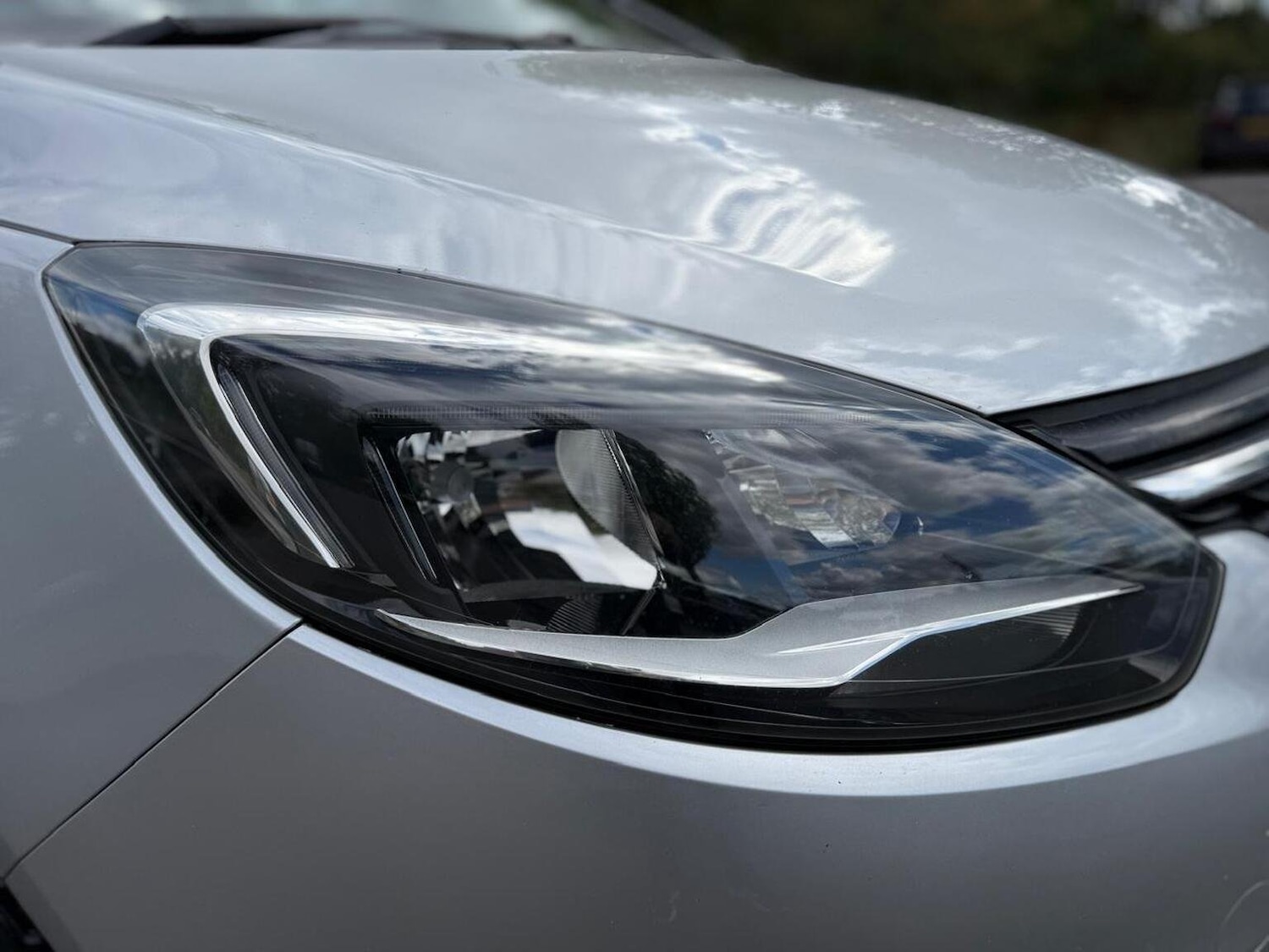 Used Vauxhall Zafira Tourer 2016 for sale - 76158427: Photo 46