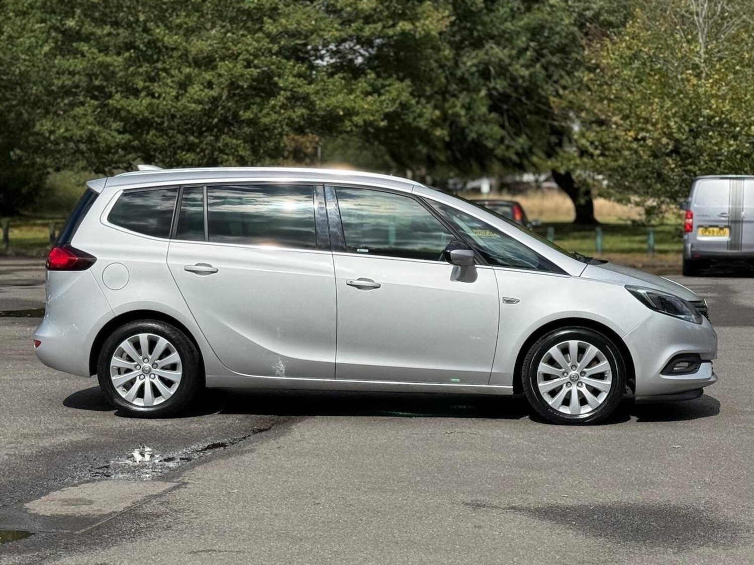 Used Vauxhall Zafira Tourer 2016 for sale - 76158427: Photo 7
