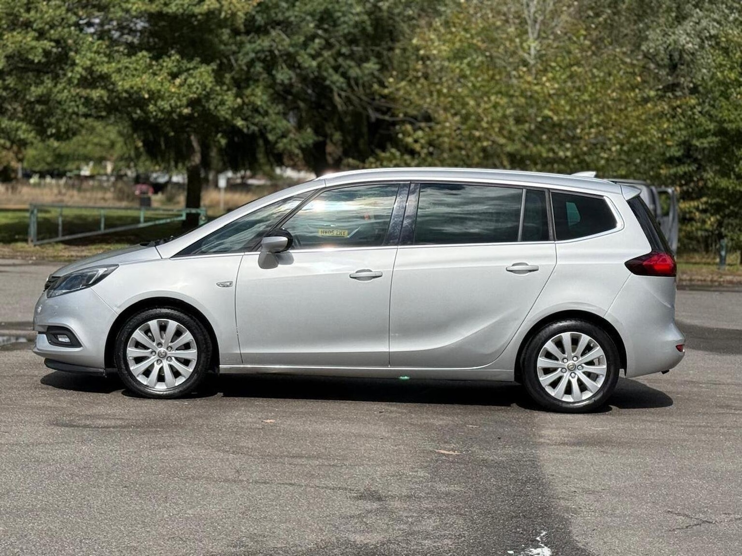 Used Vauxhall Zafira Tourer 2016 for sale - 76158427: Photo 8