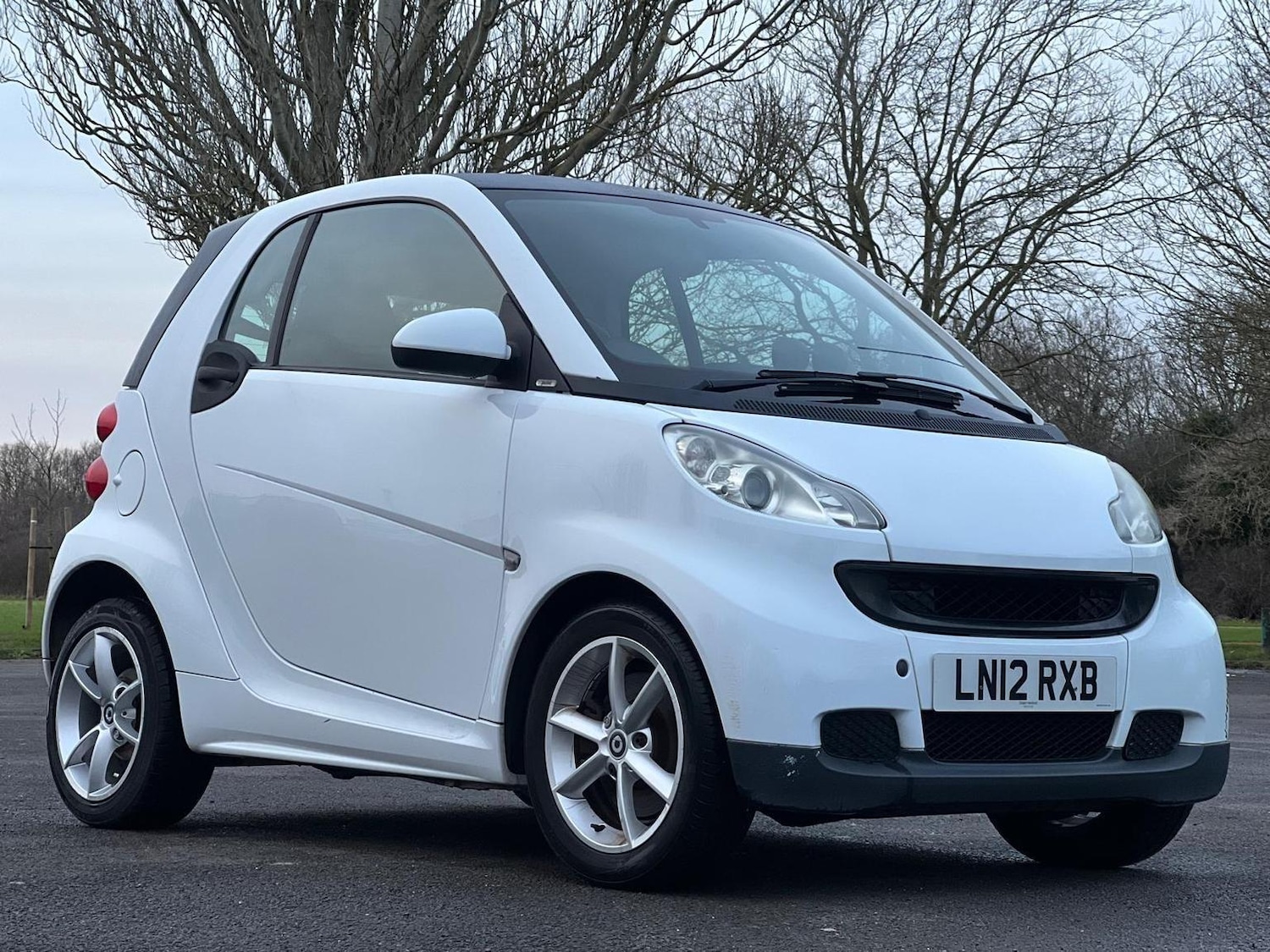 Used smart fortwo 2012 for sale - 76521049: Photo 1