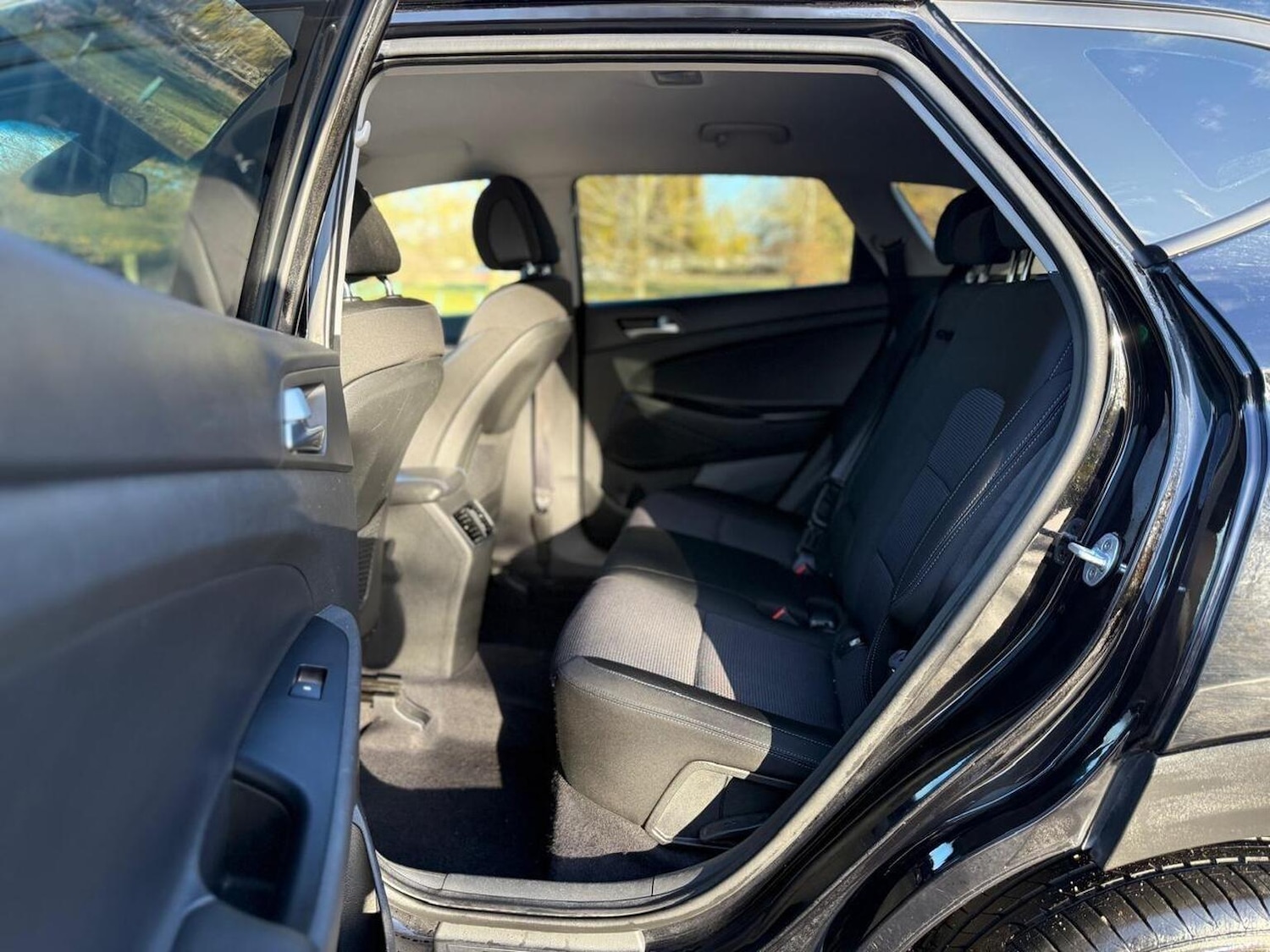 Used Hyundai TUCSON 2017 for sale - 76884902: Photo 31