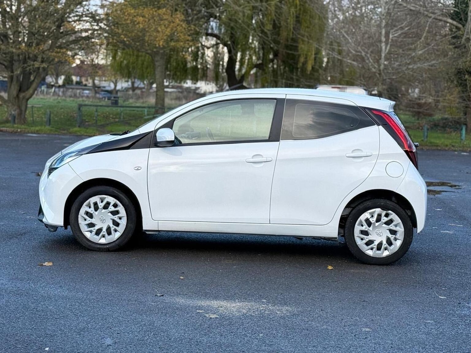 Used Toyota AYGO 2021 for sale - 76884886: Photo 16
