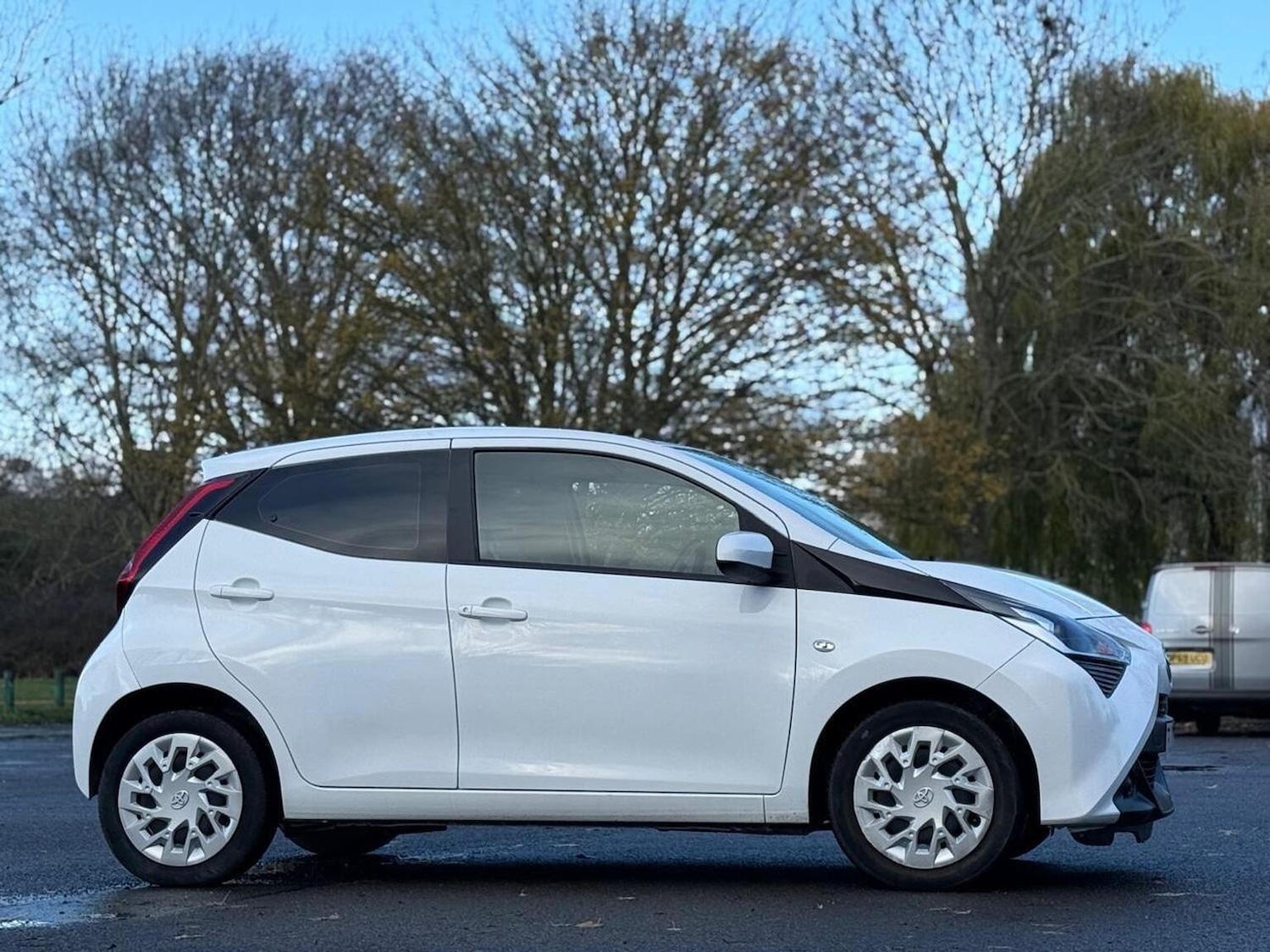Used Toyota AYGO 2021 for sale - 76884886: Photo 23