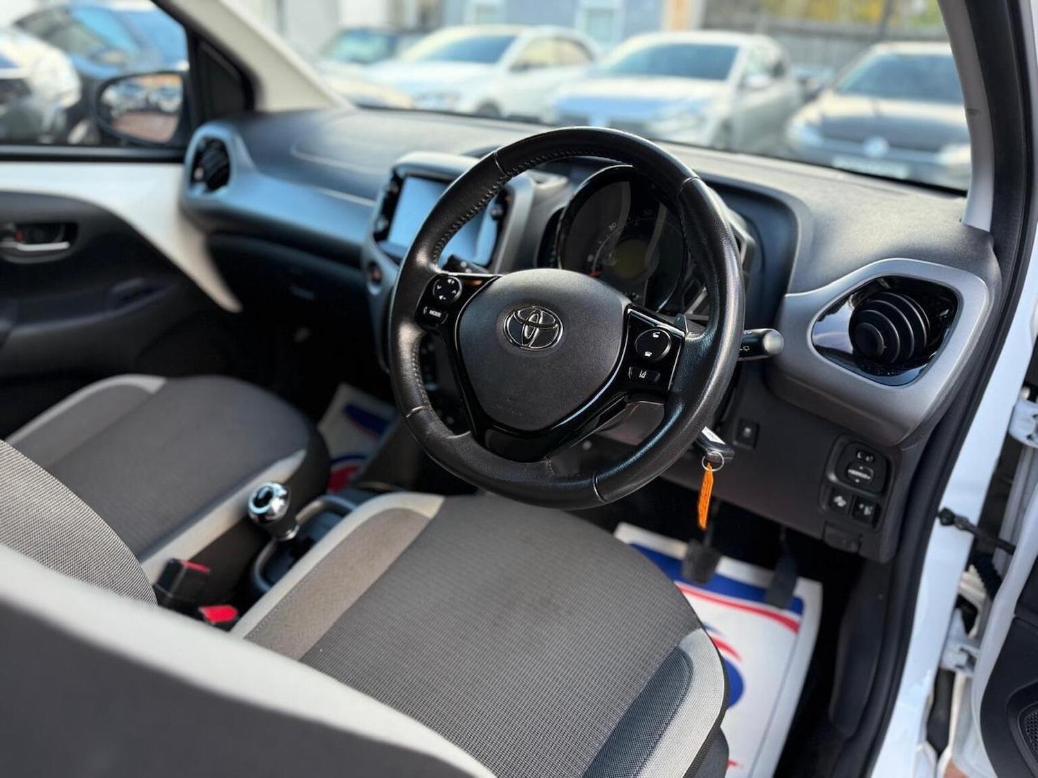 Used Toyota AYGO 2021 for sale - 76884886: Photo 28