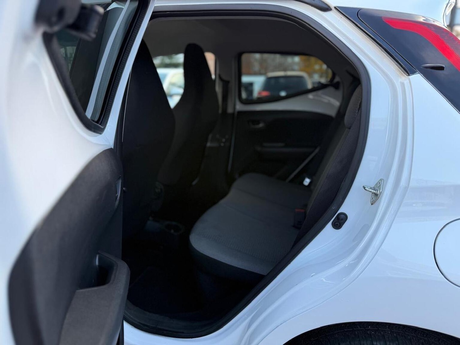 Used Toyota AYGO 2021 for sale - 76884886: Photo 38