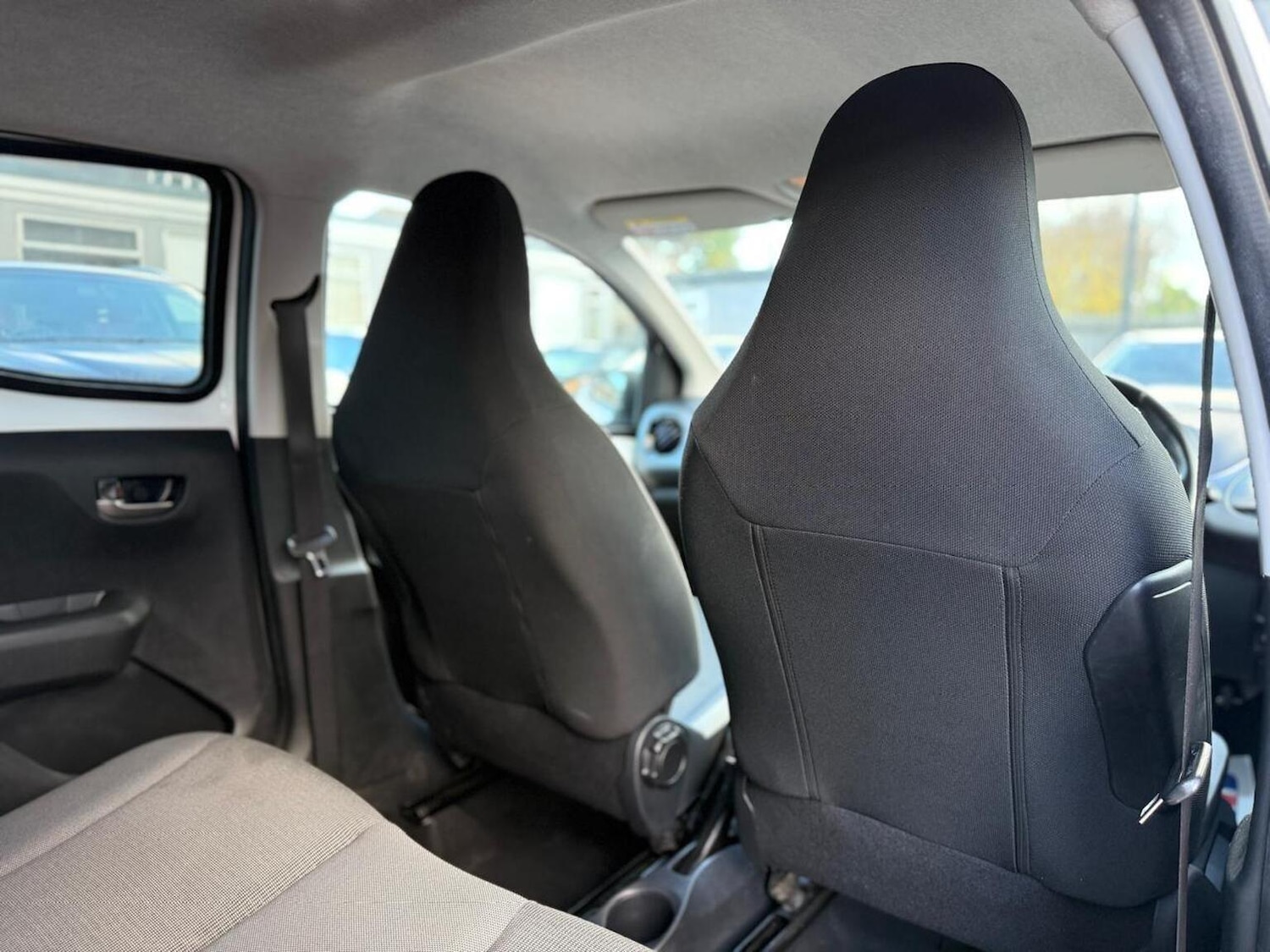 Used Toyota AYGO 2021 for sale - 76884886: Photo 39