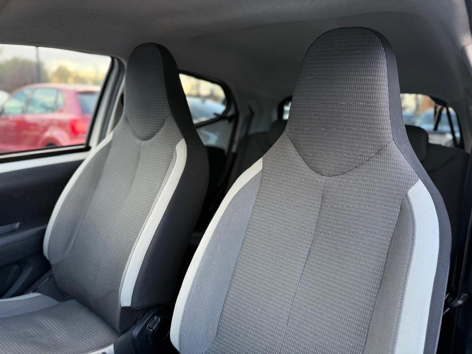 Used Toyota AYGO 2021 for sale - 76884886: Photo 56