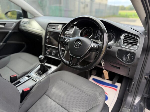 Used Volkswagen Golf 2017 for sale - 76281345: Photo 28
