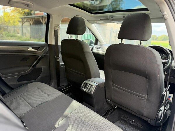 Used Volkswagen Golf 2017 for sale - 76281345: Photo 39