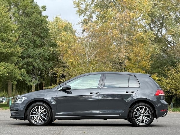 Used Volkswagen Golf 2017 for sale - 76281345: Photo 7