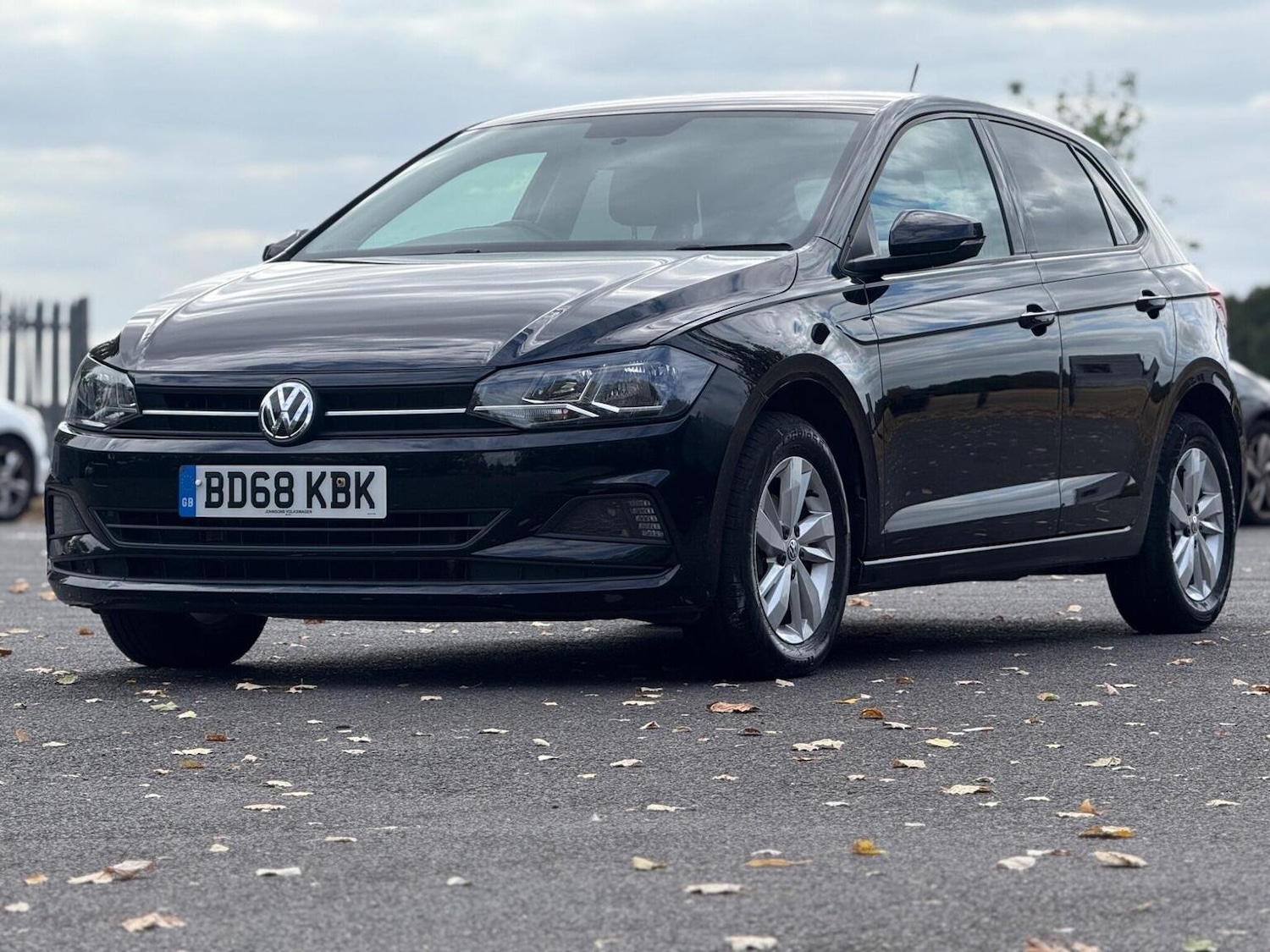 Used Volkswagen Polo 2018 for sale - 76158432: Photo 4