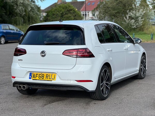 Used Volkswagen Golf 2018 for sale - 76158398: Photo 16