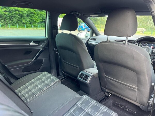 Used Volkswagen Golf 2018 for sale - 76158398: Photo 30