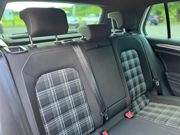 Used Volkswagen Golf 2018 for sale - 76158398: Photo 33