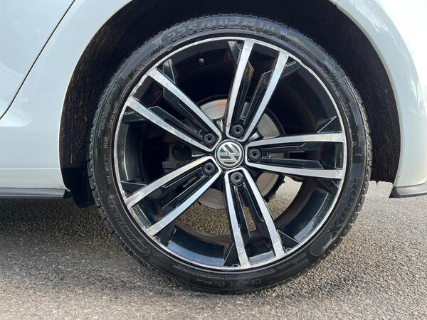 Used Volkswagen Golf 2018 for sale - 76158398: Photo 52