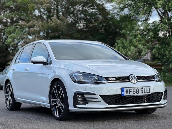 Used Volkswagen Golf 2018 for sale - 76158398: Photo 5