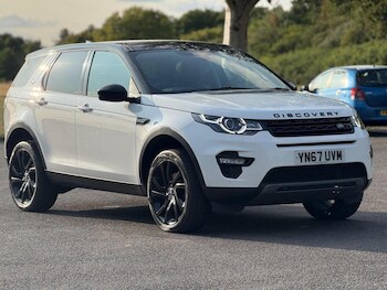 Used Land Rover Discovery Sport 2017 for sale - 76158425: Photo