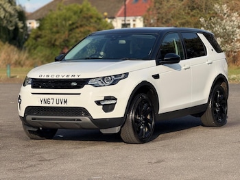 Used Land Rover Discovery Sport 2017 for sale - 76158425: Photo