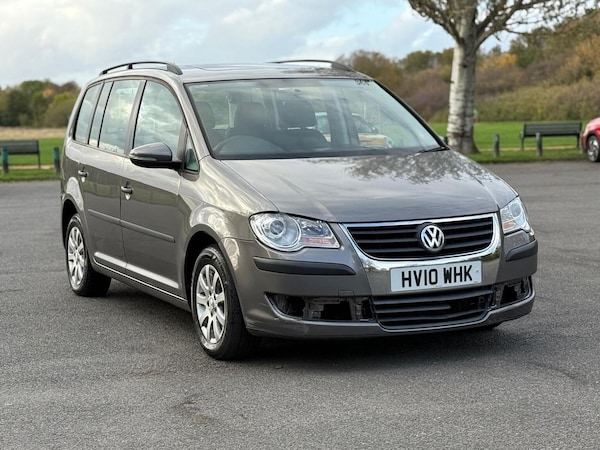 Cheap Volkswagen Touran 2010 - 1.9 TDI S 5dr (7 Seats) for sale in Sunbury-on-Thames, Surrey