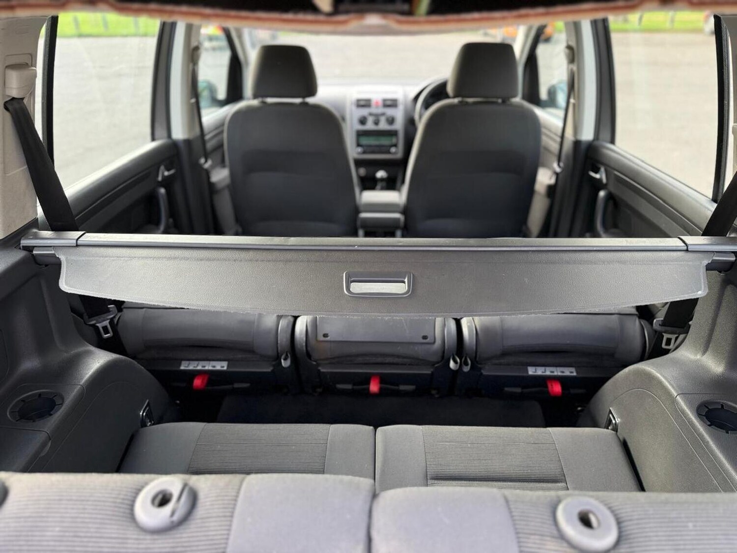 Used Volkswagen Touran 2010 for sale - 76439841: Photo 30