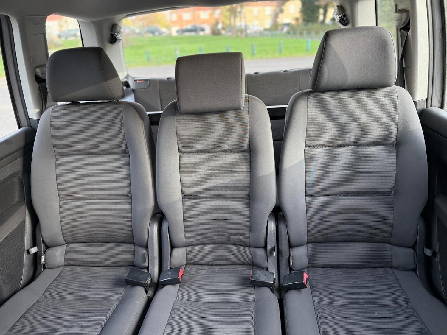 Used Volkswagen Touran 2010 for sale - 76439841: Photo 33