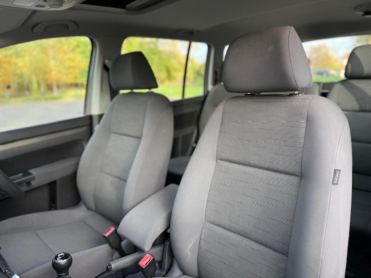 Used Volkswagen Touran 2010 for sale - 76439841: Photo 50