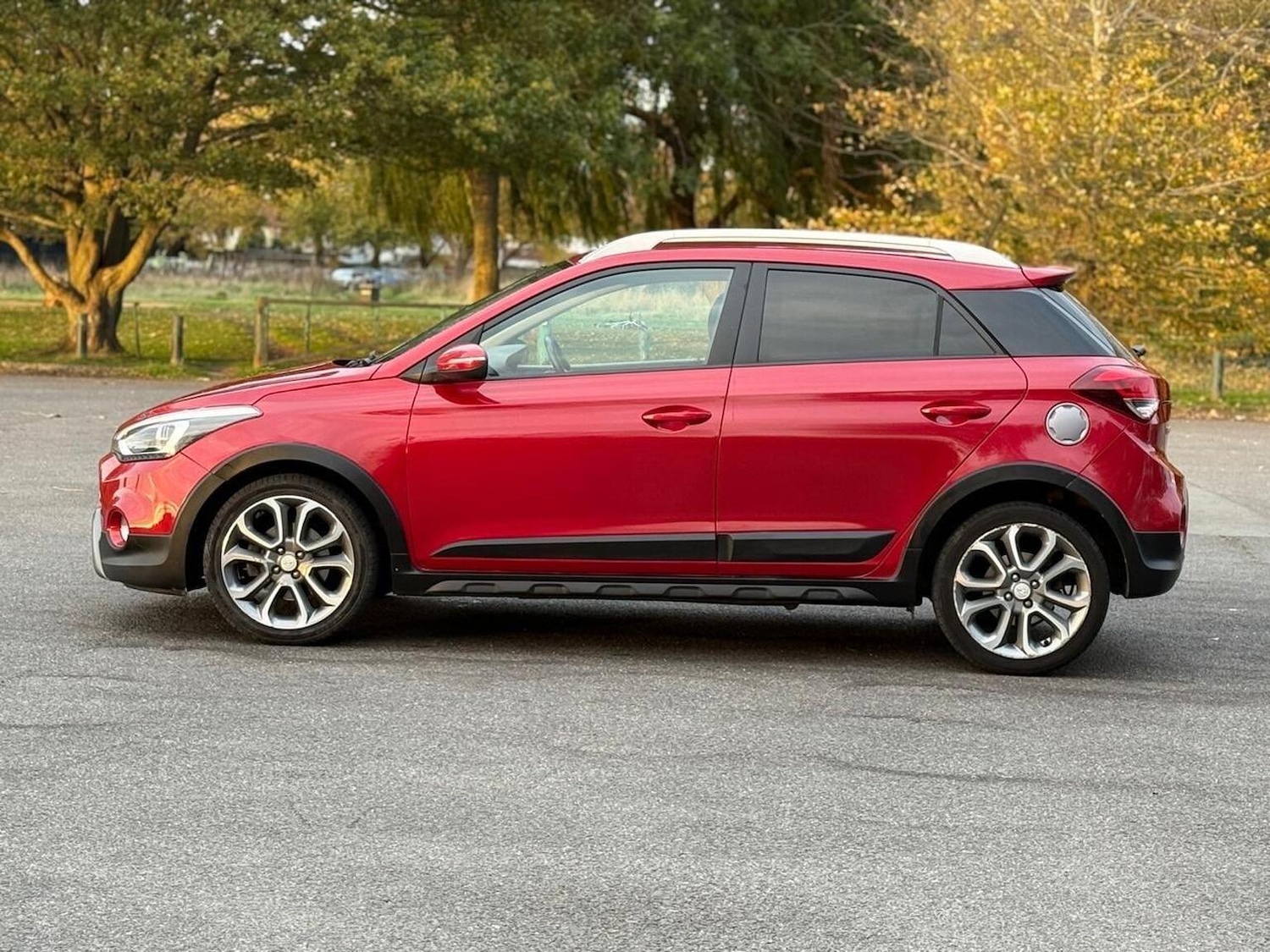 Used Hyundai i20 2017 for sale - 76439974: Photo 10