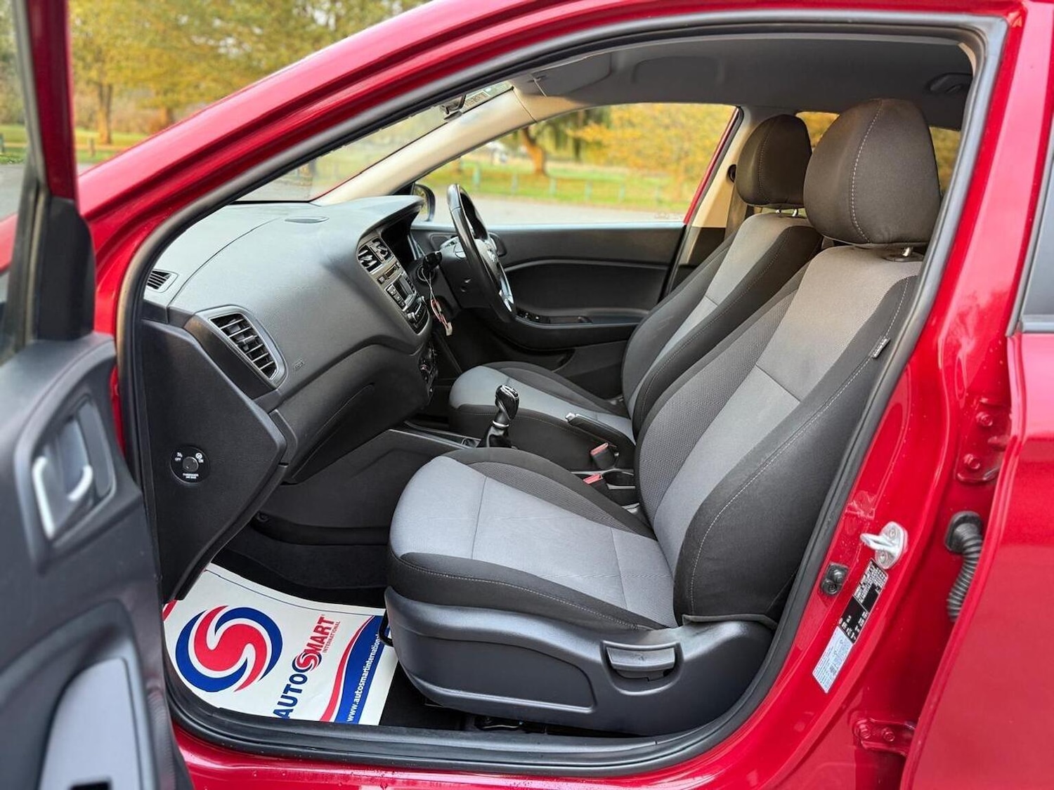 Used Hyundai i20 2017 for sale - 76439974: Photo 25