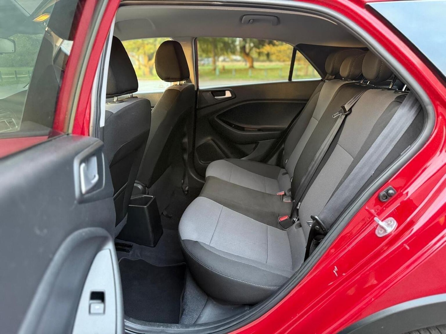 Used Hyundai i20 2017 for sale - 76439974: Photo 27