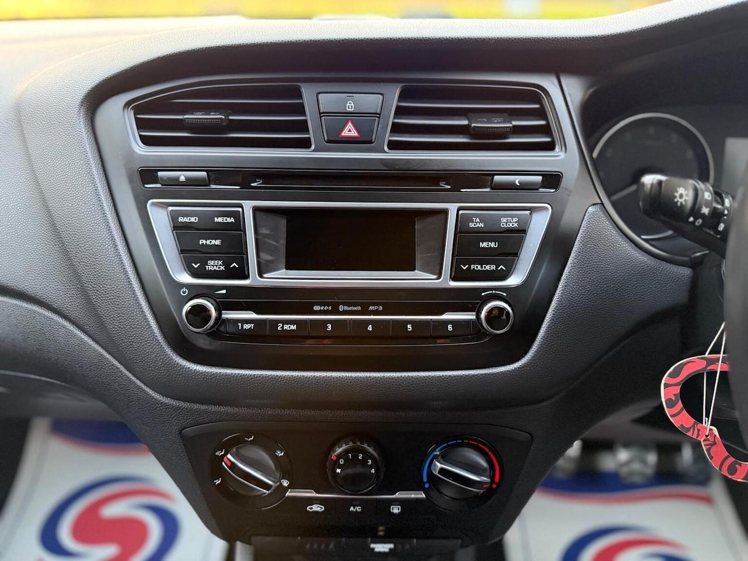 Used Hyundai i20 2017 for sale - 76439974: Photo 34