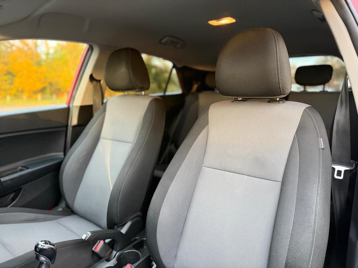 Used Hyundai i20 2017 for sale - 76439974: Photo 39