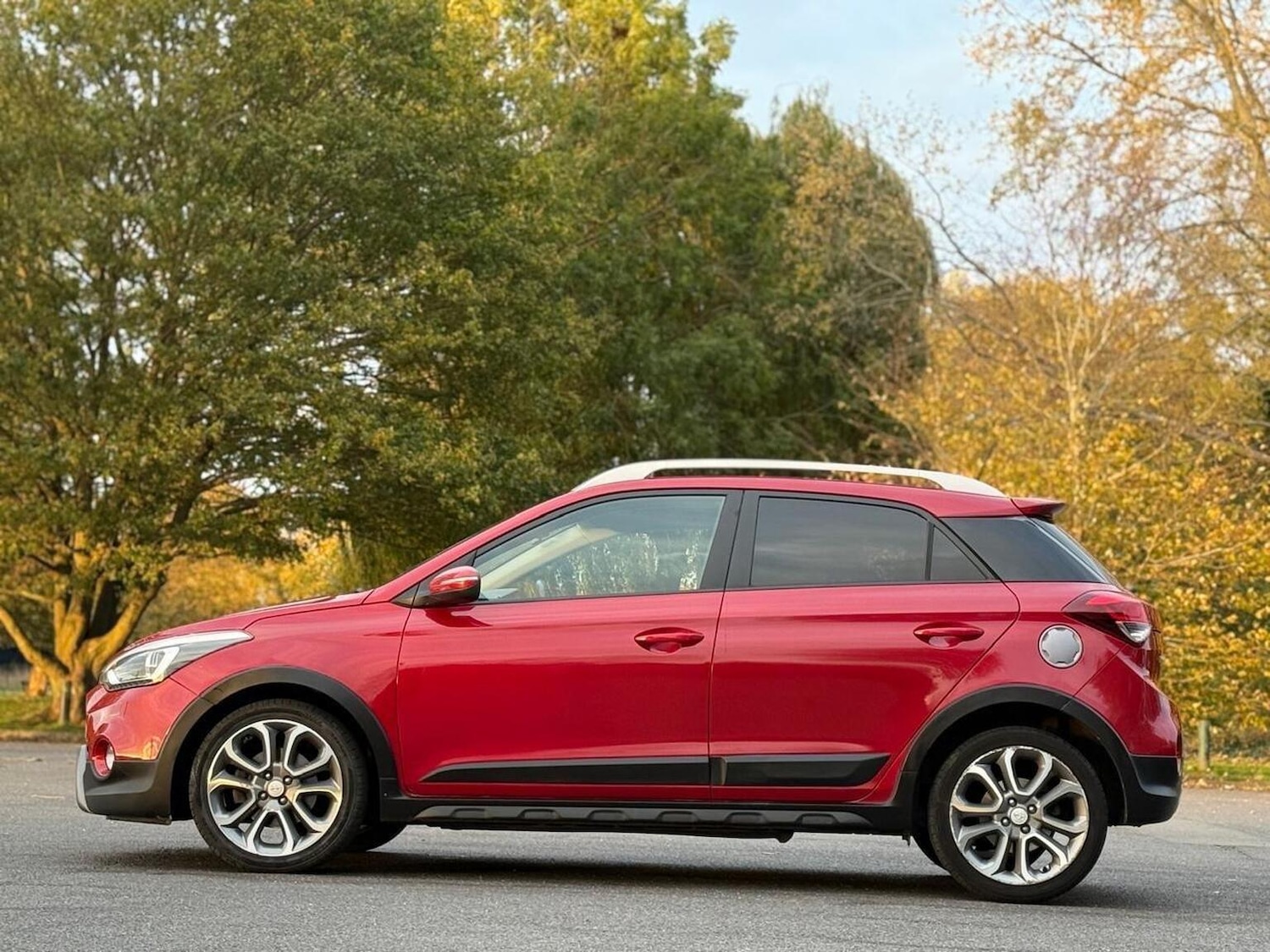 Used Hyundai i20 2017 for sale - 76439974: Photo 8