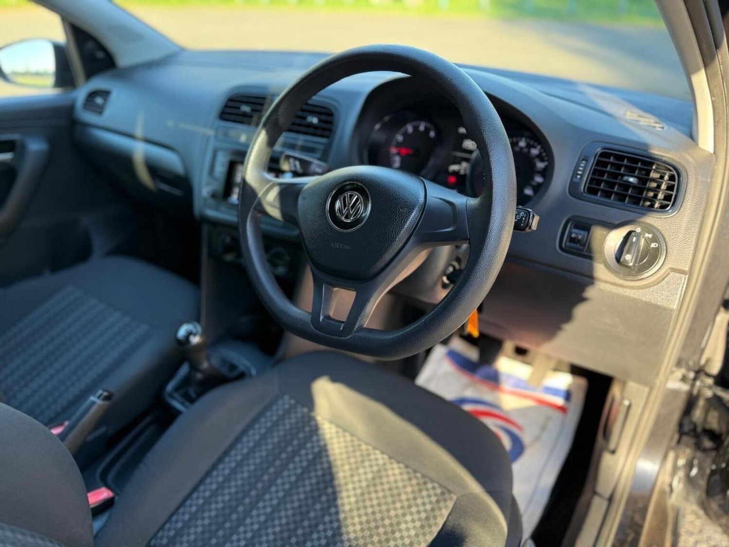 Used Volkswagen Polo 2015 for sale - 76198251: Photo 18