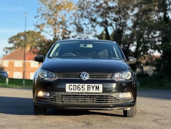 Used Volkswagen Polo 2015 for sale - 76198251: Photo 3